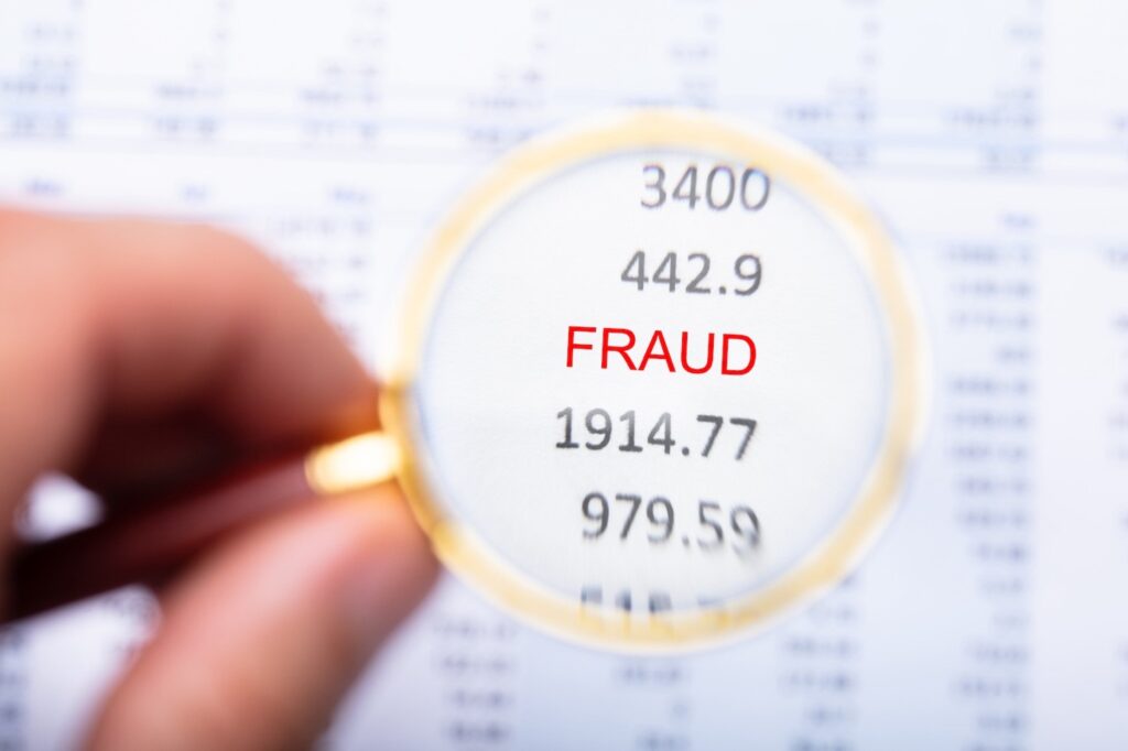 How to Effectively Combat Insurance Fraud in the Digital Age